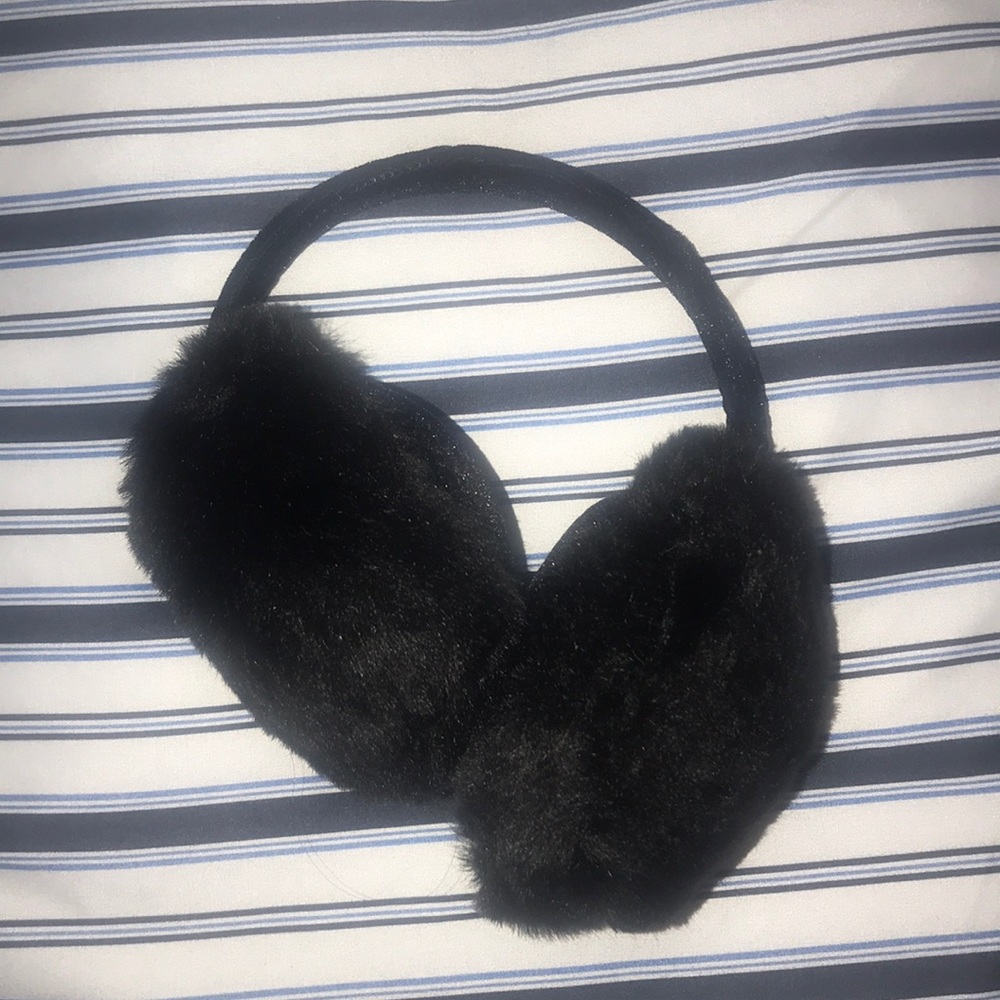 Ear muffs